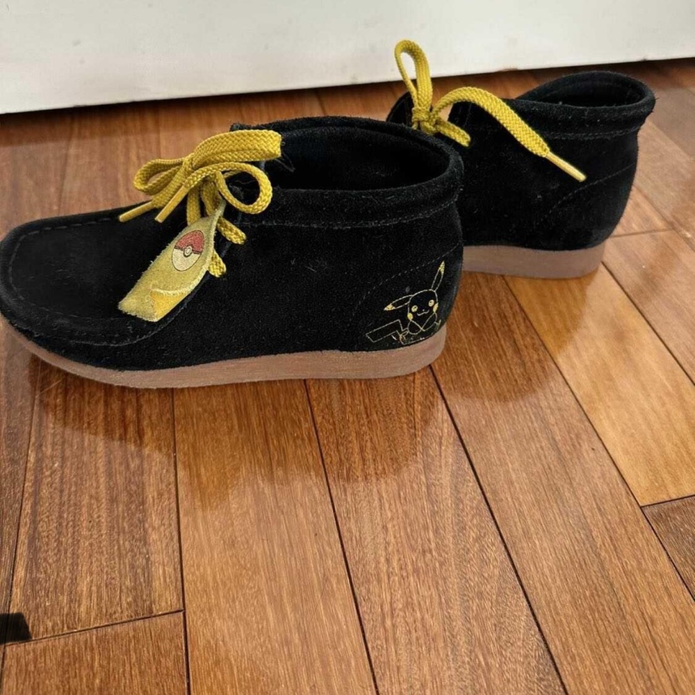 Clarks Pokémon Desert boots kids 11